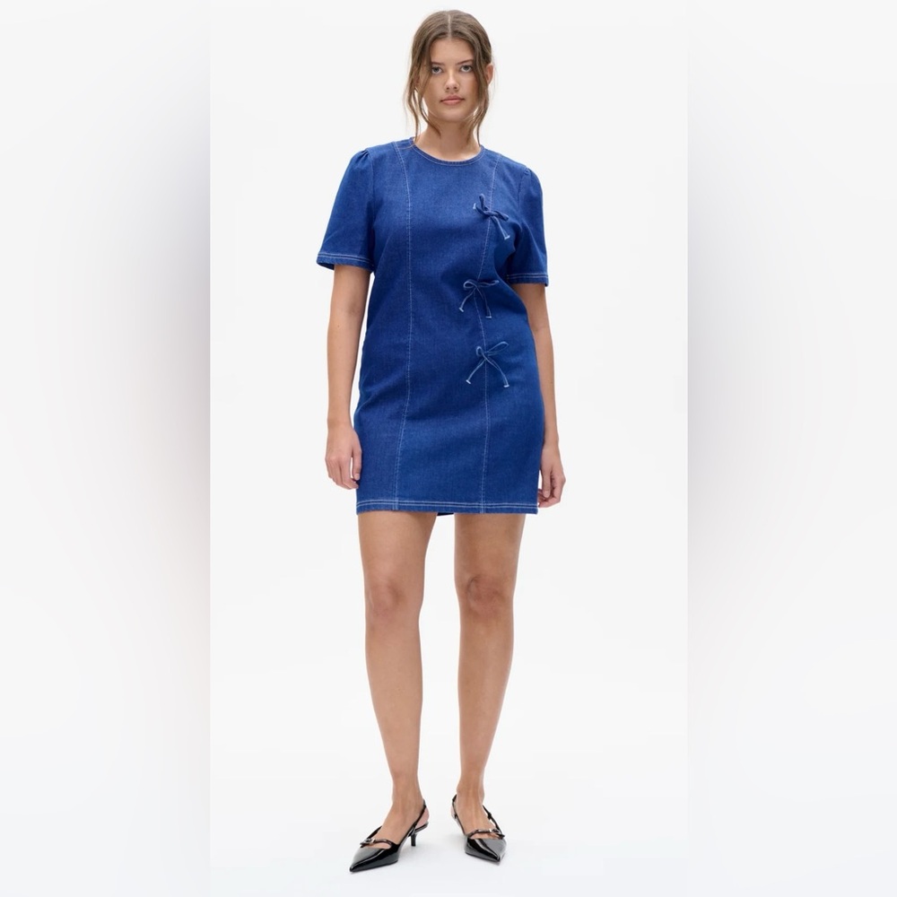 NEW BAUM UND PFERDGARTEN janis dress in blue mini rose